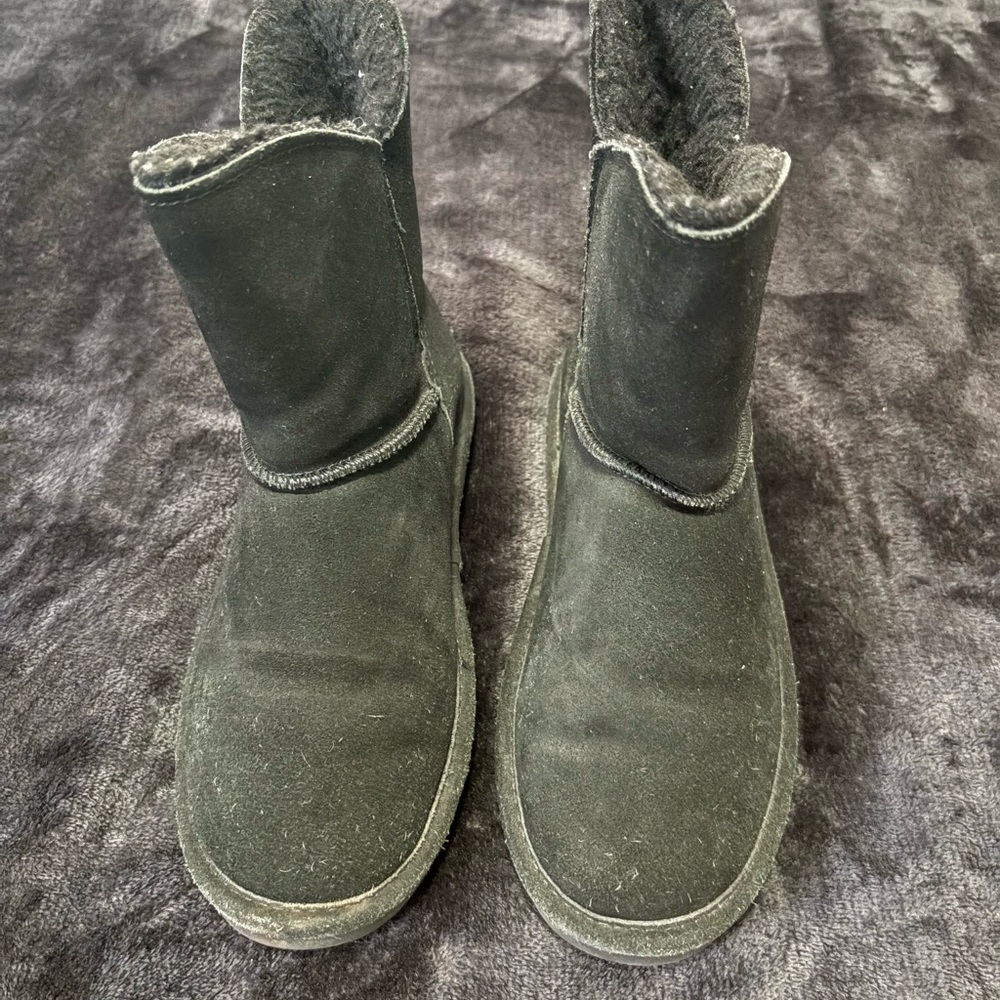 Bear paw Black Suede Boots